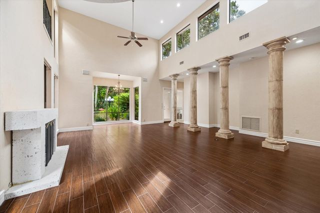 2303 Woods Estates Drive, Kingwood, TX 77339