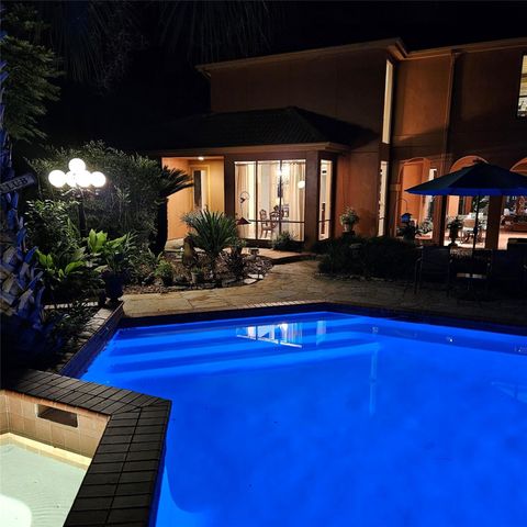 2303 Woods Estates Drive, Kingwood, TX 77339