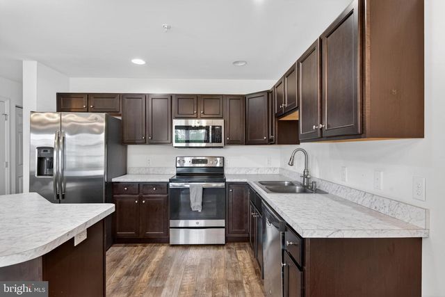 553 BROOKWOOD DR, Palmyra, PA 17078