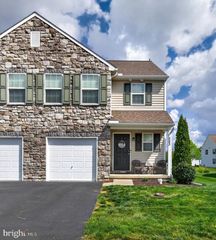 553 BROOKWOOD DR, Palmyra, PA 17078