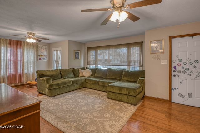 410 N Sergeant Avenue, Joplin, MO 64801