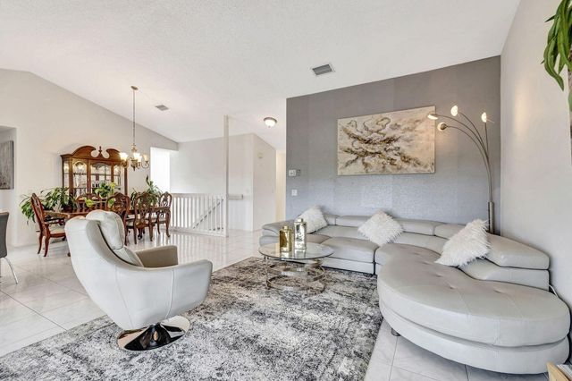 8320 WATERLINE Drive 201, Boynton Beach, FL 33472