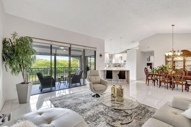 8320 WATERLINE Drive 201, Boynton Beach, FL 33472
