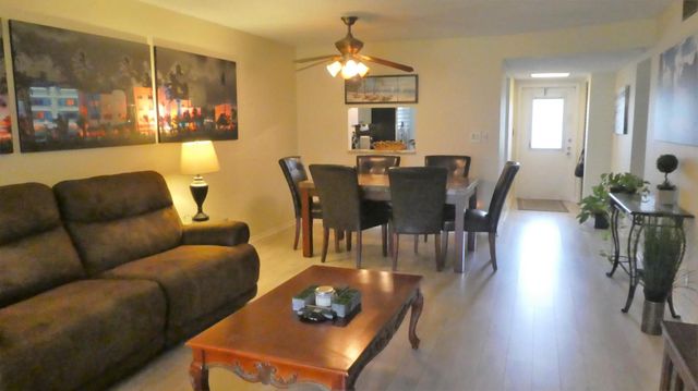 2500 Fiore Way 102-C, Delray Beach, FL 33445