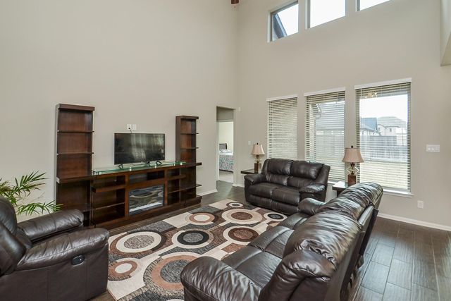 3035 Dragonlet Lane, Katy, TX 77493