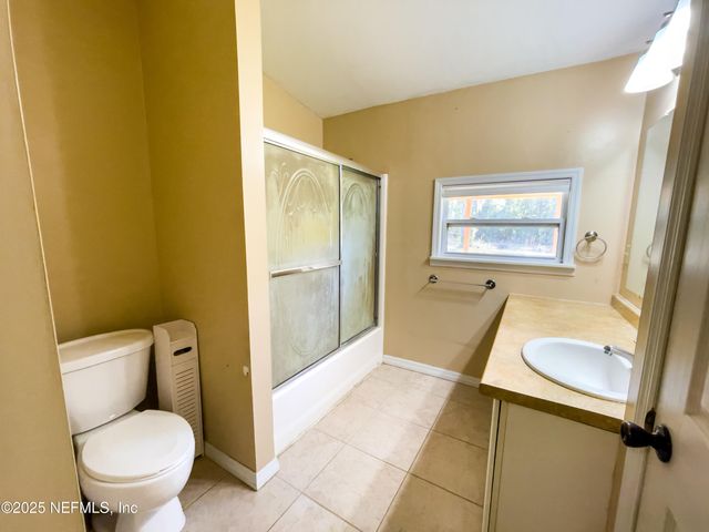 201 BEAVER Lane, Palatka, FL 32177