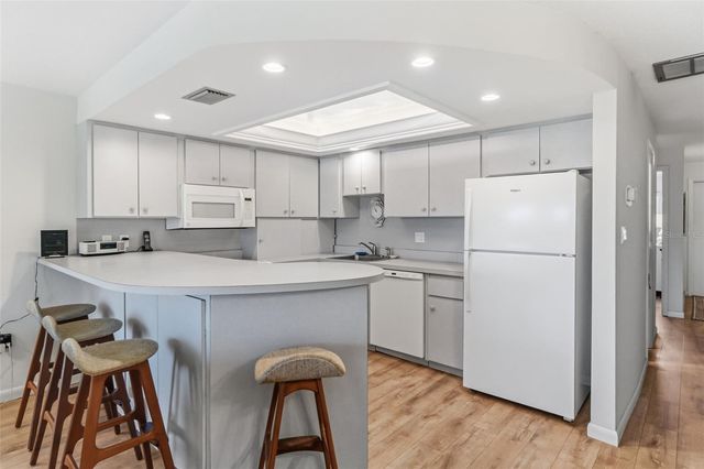 6750 GULF OF MEXICO DRIVE 152, Longboat Key, FL 34228