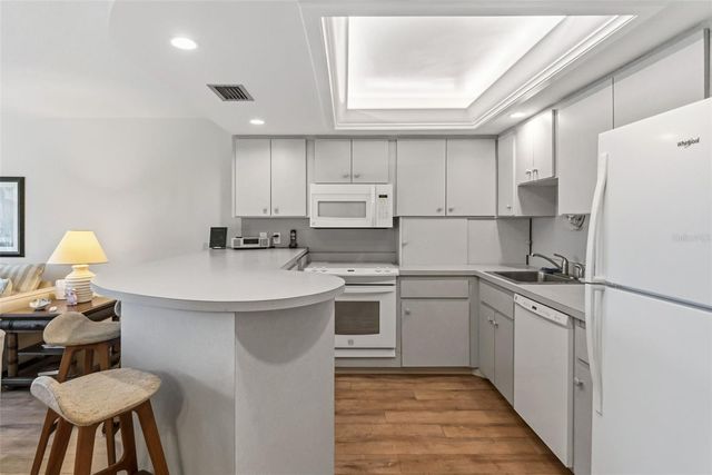 6750 GULF OF MEXICO DRIVE 152, Longboat Key, FL 34228