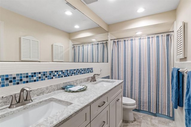 6750 GULF OF MEXICO DRIVE 152, Longboat Key, FL 34228