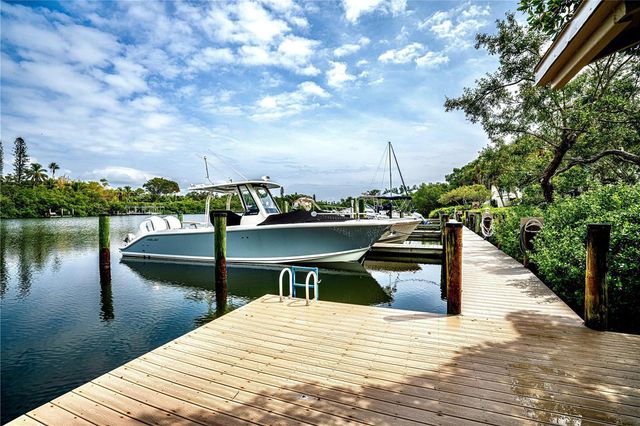 6750 GULF OF MEXICO DRIVE 152, Longboat Key, FL 34228