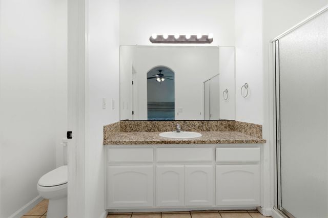 2050 N Charter Oak Court, Visalia, CA 93292