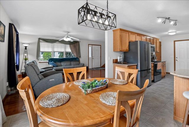 957 Chandler Lane, Sun Prairie, WI 53590