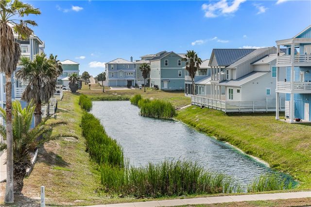 129 Frontside Dr, Corpus Christi, TX 78418