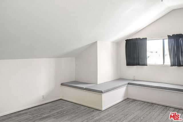 8300 Regis Way, Los Angeles, CA 90045