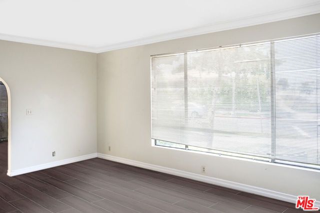 8300 Regis Way, Los Angeles, CA 90045