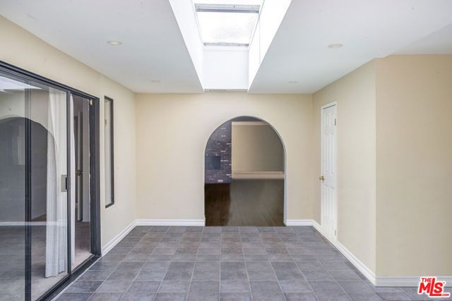 8300 Regis Way, Los Angeles, CA 90045