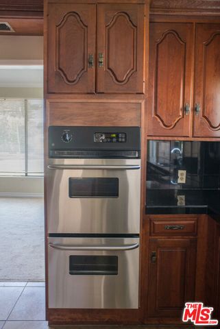 8300 Regis Way, Los Angeles, CA 90045