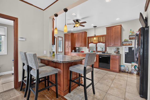 257 Hammond Avenue, Waterloo, IA 50702