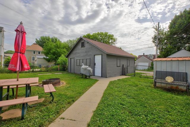 257 Hammond Avenue, Waterloo, IA 50702