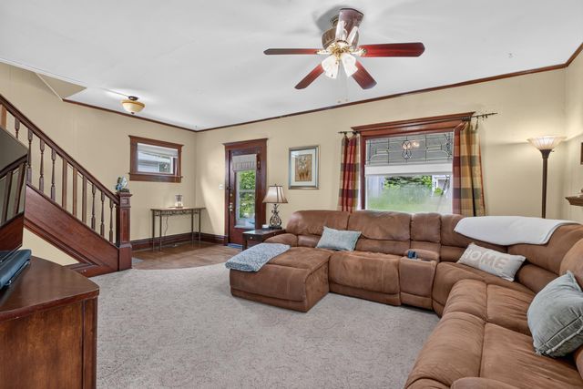 257 Hammond Avenue, Waterloo, IA 50702
