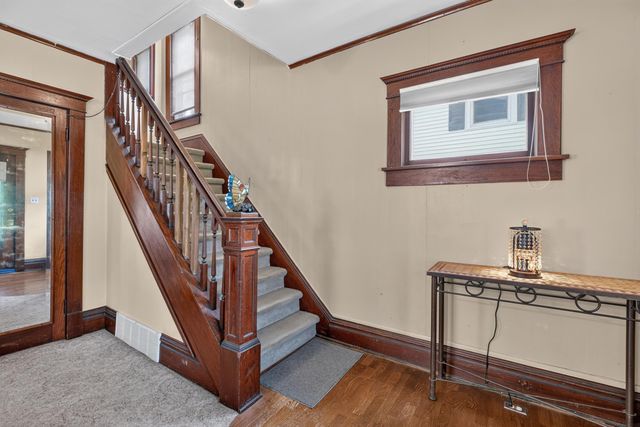257 Hammond Avenue, Waterloo, IA 50702