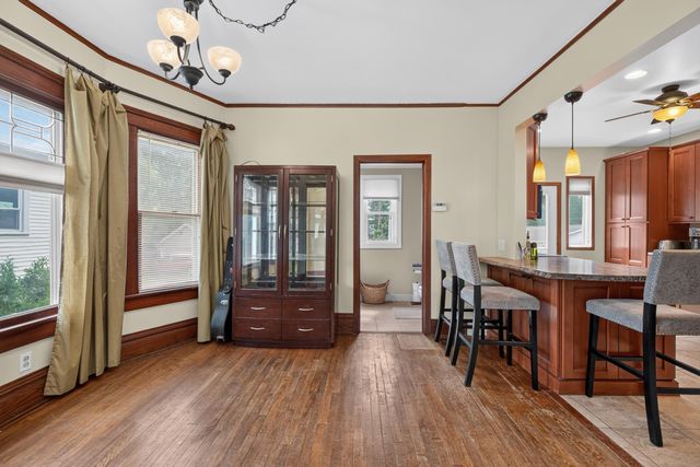 257 Hammond Avenue, Waterloo, IA 50702