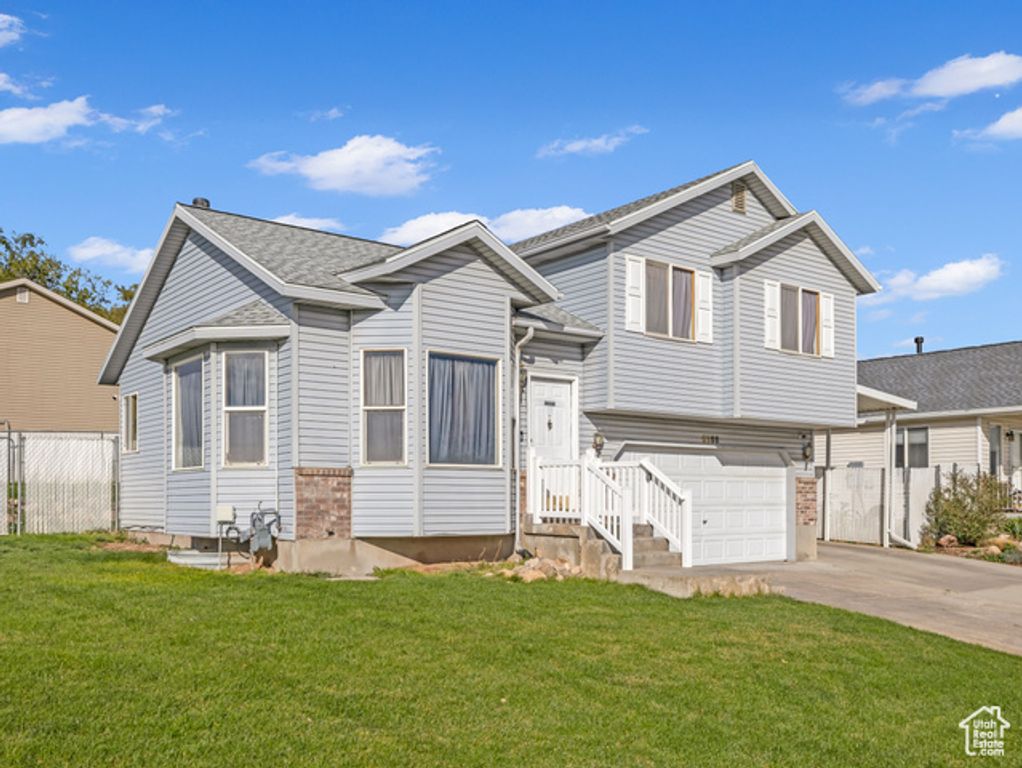 6988 OQUIRRH RIDGE DR, West Jordan, UT 84081