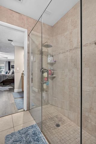 4940 NW 54th St, Coconut Creek, FL 33073
