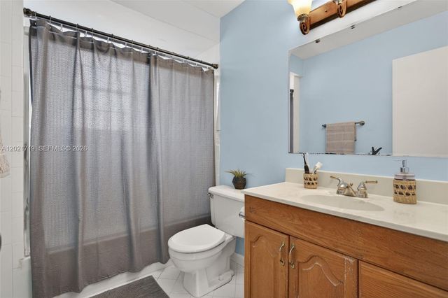 4940 NW 54th St, Coconut Creek, FL 33073