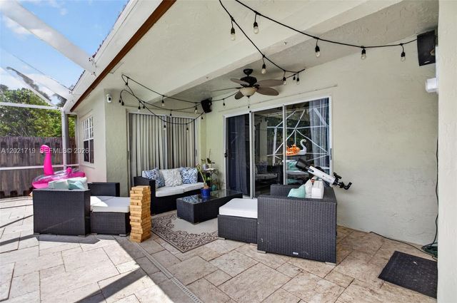 4940 NW 54th St, Coconut Creek, FL 33073