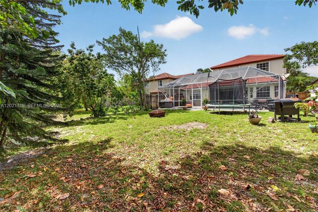 4940 NW 54th St, Coconut Creek, FL 33073