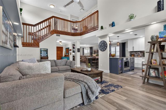 4940 NW 54th St, Coconut Creek, FL 33073