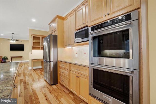 3833 PLEASANT VALLEY RD, York, PA 17406