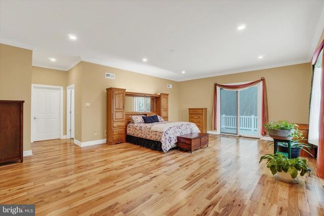 3833 PLEASANT VALLEY RD, York, PA 17406