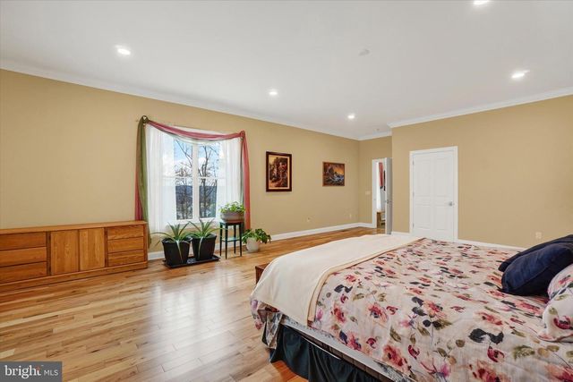 3833 PLEASANT VALLEY RD, York, PA 17406