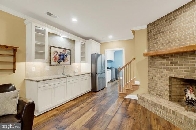 3833 PLEASANT VALLEY RD, York, PA 17406