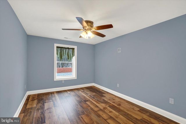 3833 PLEASANT VALLEY RD, York, PA 17406