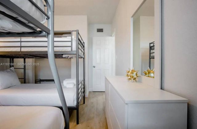 2160 NW 18th Ter 2160, Miami, FL 33125