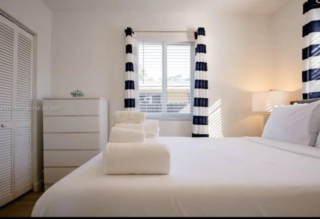 2160 NW 18th Ter 2160, Miami, FL 33125