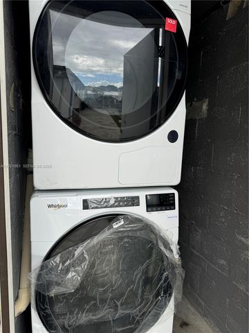 2160 NW 18th Ter 2160, Miami, FL 33125