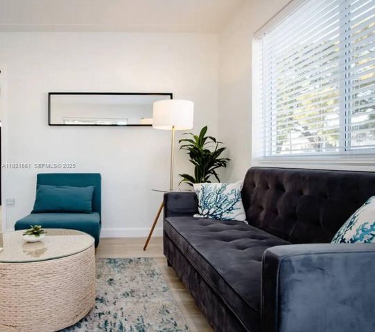 2160 NW 18th Ter 2160, Miami, FL 33125