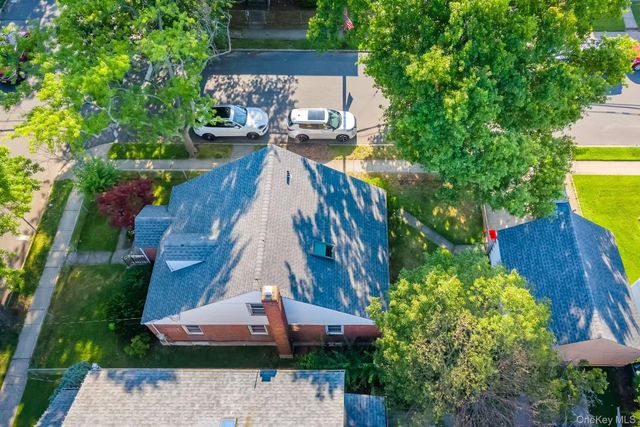 850 Washington Street, Franklin Square, NY 11010