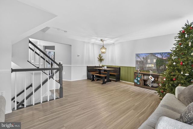 805 SMARTTS LN NE, Leesburg, VA 20176