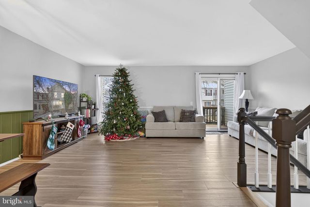 805 SMARTTS LN NE, Leesburg, VA 20176