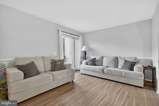 805 SMARTTS LN NE, Leesburg, VA 20176