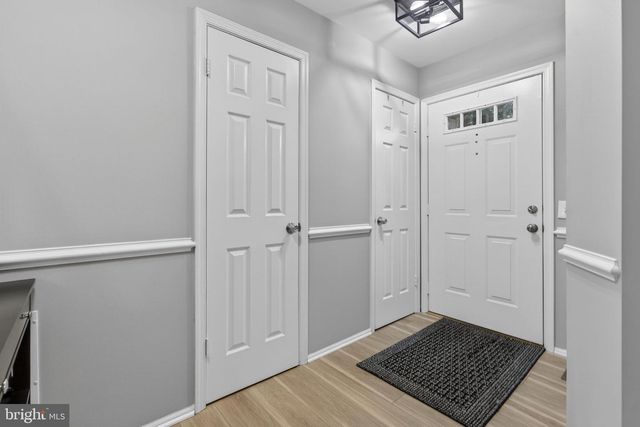 805 SMARTTS LN NE, Leesburg, VA 20176