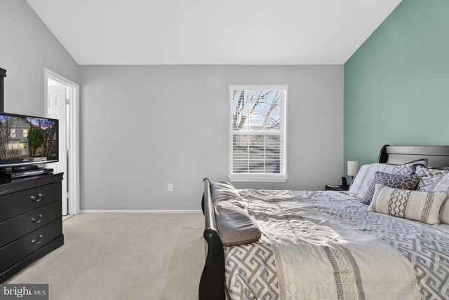 805 SMARTTS LN NE, Leesburg, VA 20176