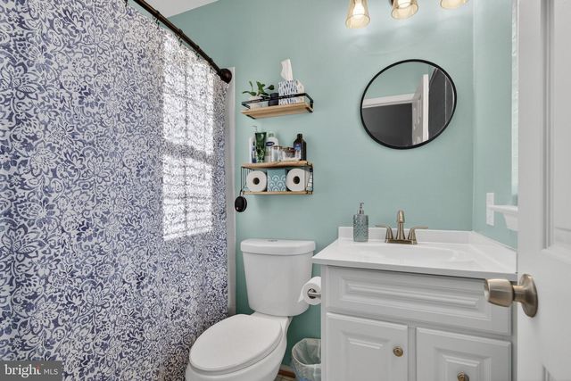 805 SMARTTS LN NE, Leesburg, VA 20176