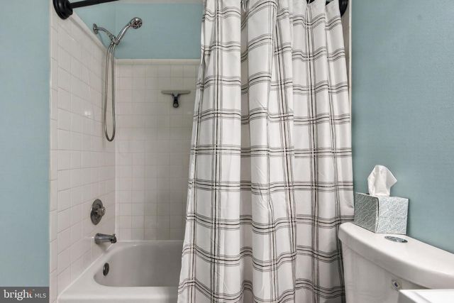 805 SMARTTS LN NE, Leesburg, VA 20176