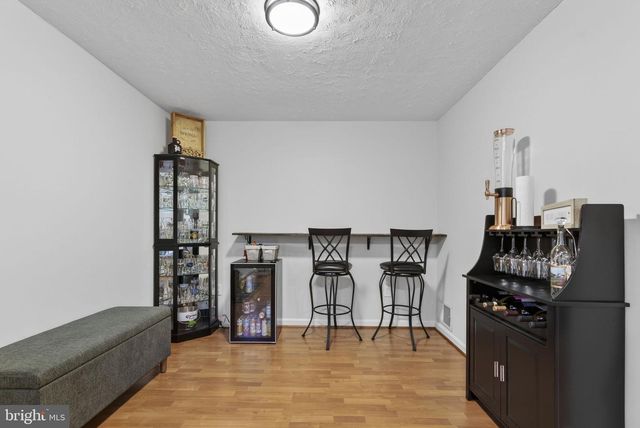 805 SMARTTS LN NE, Leesburg, VA 20176